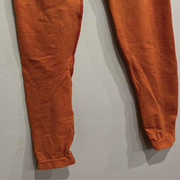 Gym Shark Yoga Pants - Picture 3 of 3